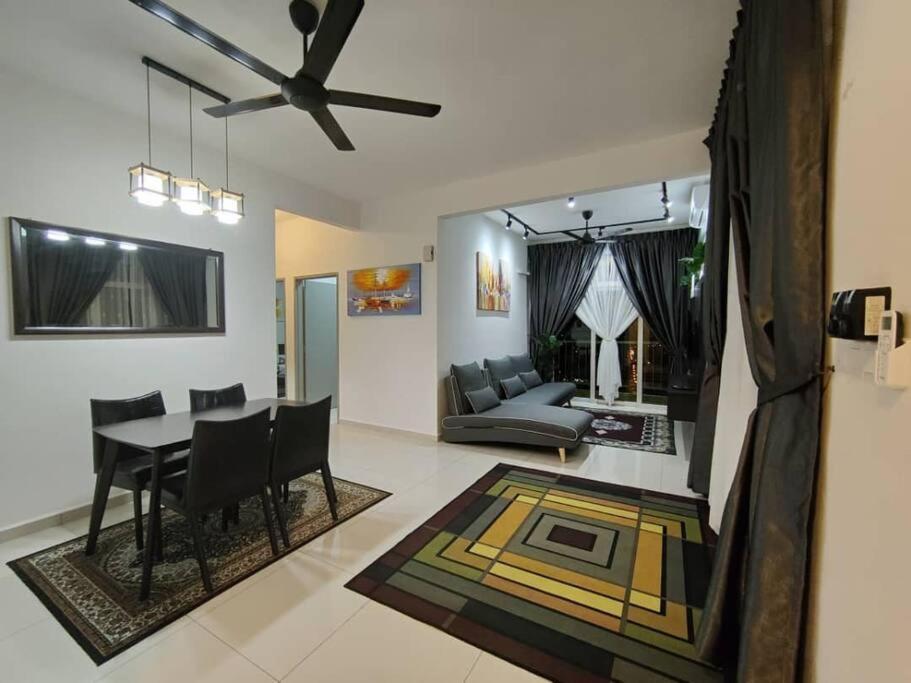 F&H Homestay,Ipoh Extérieur photo