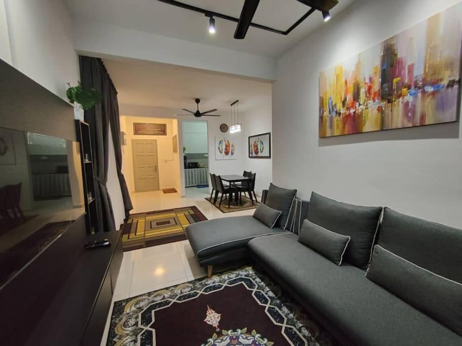 F&H Homestay,Ipoh Extérieur photo